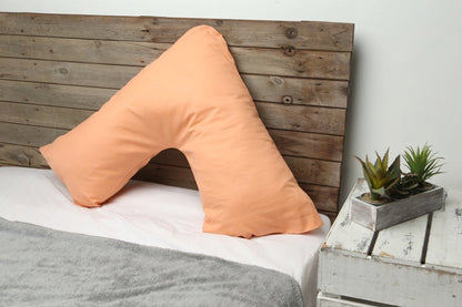 V-cushion with pillowcase in the color of your choice