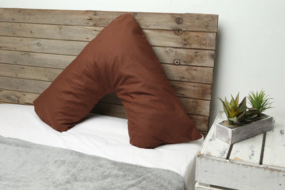 V-cushion with pillowcase in the color of your choice