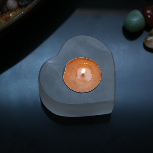 Tealight holder made of selenite - heart