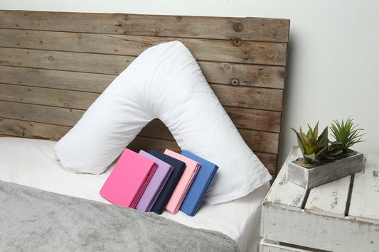 V-cushion with pillowcase in the color of your choice